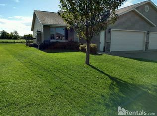 1011 Tamarack Pl, New Richmond, WI 54017