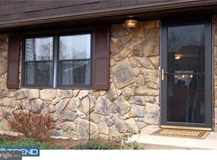564 Coventry Ln, West Chester, PA 19382