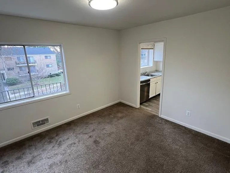 10661 Montrose Ave #204 — Photo 8