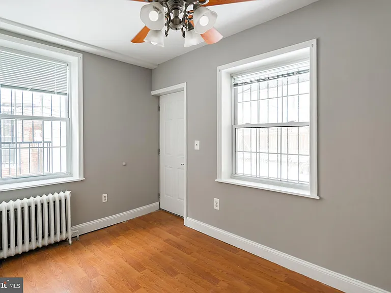 2123 Spring Garden St #1R — Photo 6