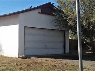 2883 Saint Elmo Dr, Rialto, CA 92376