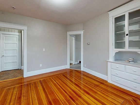 3rd image of 1001 Washington St #296