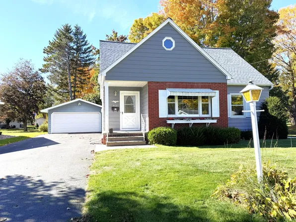 406 Deresch St, Antigo, WI 54409