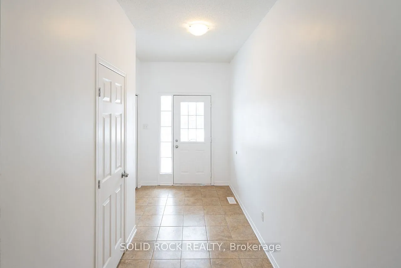 3 bed, $2,700 — Photo 3