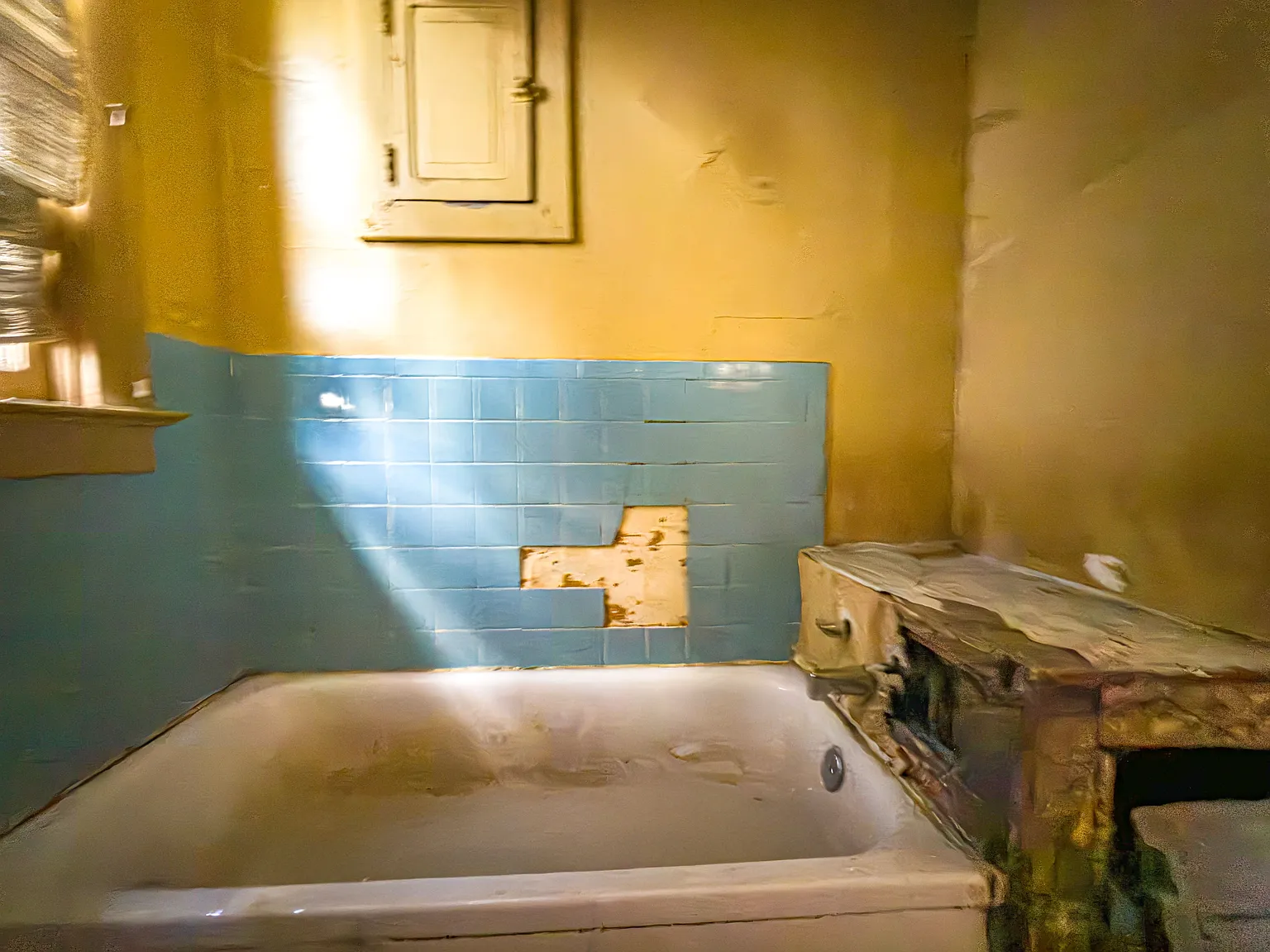 1136 Reservoir Ave - 1 — Photo 3