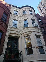305 West 89th Street in Upper West Side
