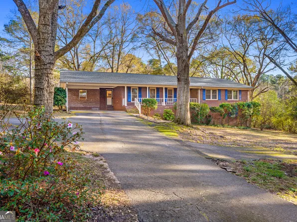 101 Fisher Dr, Hartwell, GA 30643