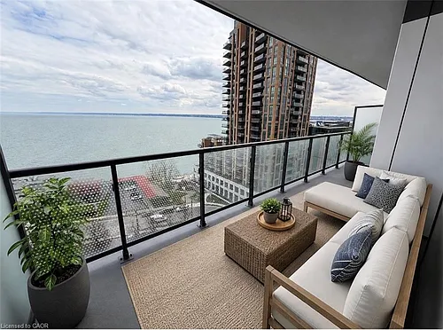 2075 Lakeshore Rd Photo 1