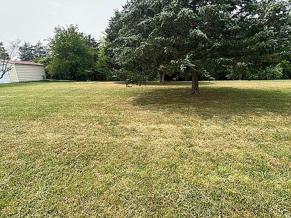 4th image of Magnolia Pl