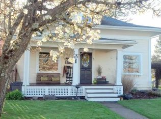 144 N 17th St, Philomath, OR 97370