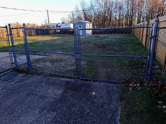 4th image of 5439 Gerald Dr