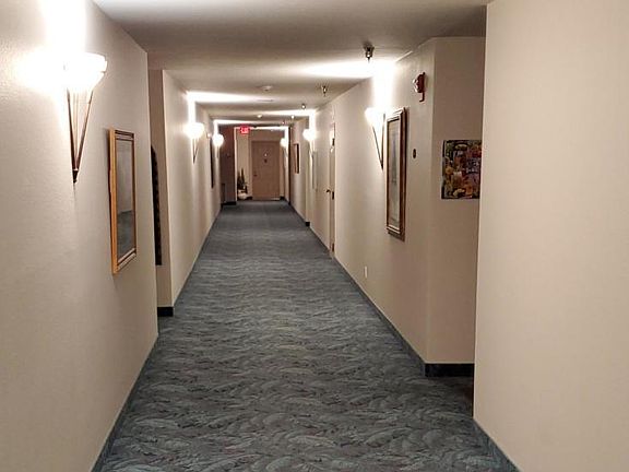 3rd image of 425 S Parkcrest Unit 328