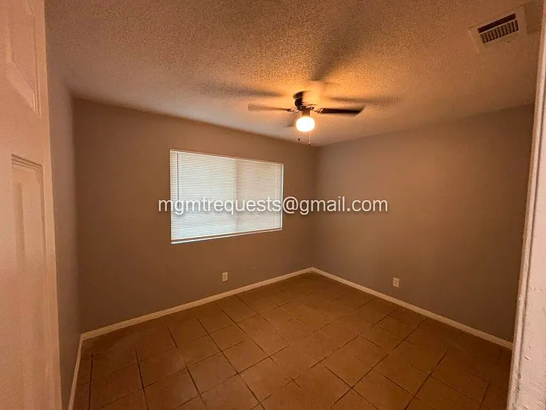 331 N 5th St #B — Photo 12