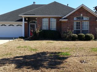 1027 Cressmont St, Bossier City, LA 71111