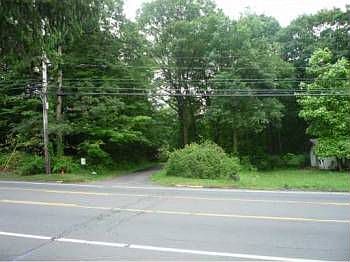 2nd image of 365 Route 59