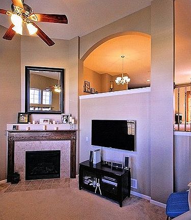 5th image of 1189 Comiskey Ave #933