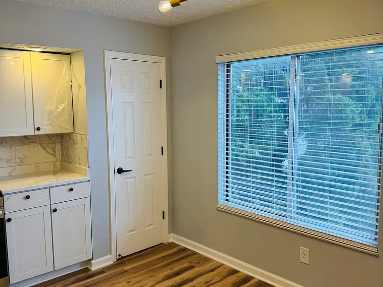 6956 Avery Rd — Photo 7