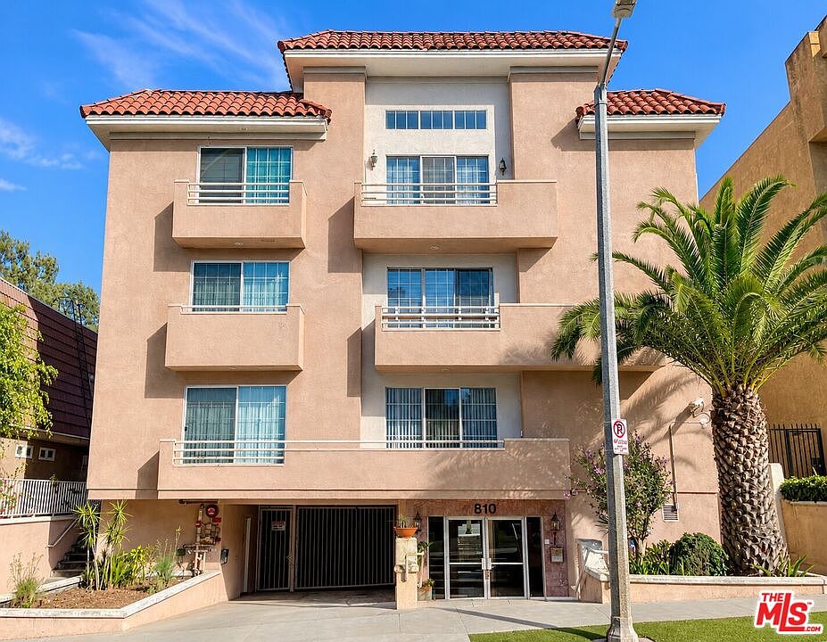 1st image of 810 S Lucerne Blvd APT 203