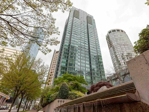 1200 Georgia St W #501, Vancouver, BC V6E 4R2