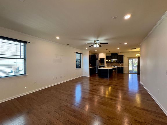 5th image of 1200 Governess Ln