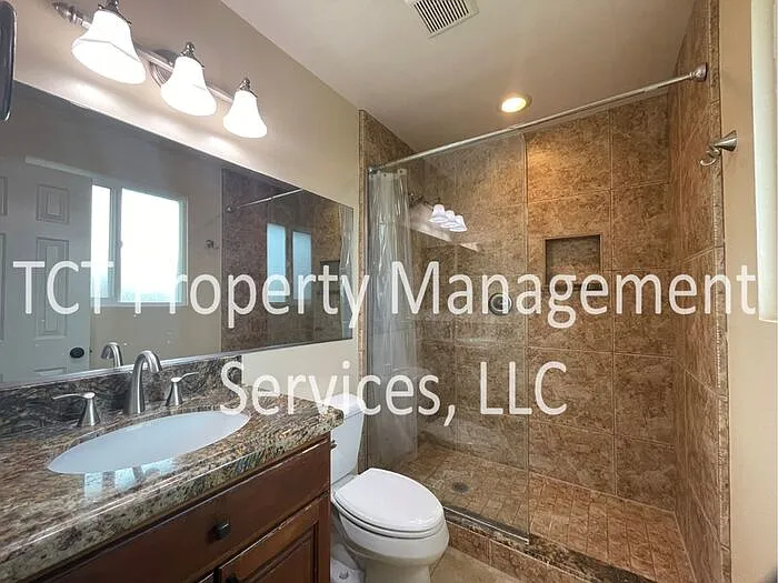 1209 E Hermosa Dr — Photo 7