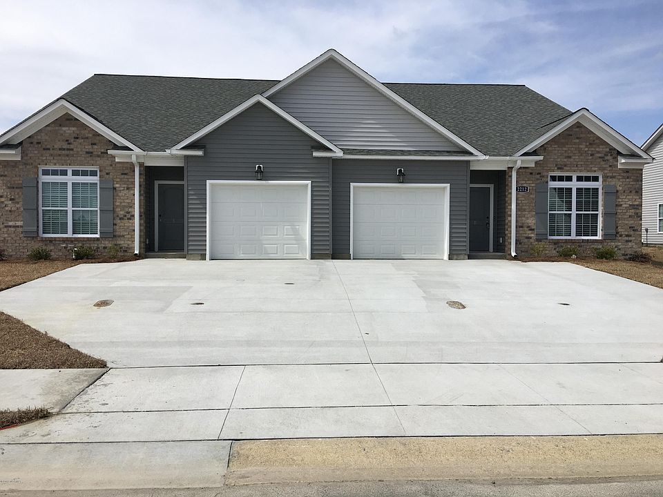 1st image of 2212 Remington Ct #A