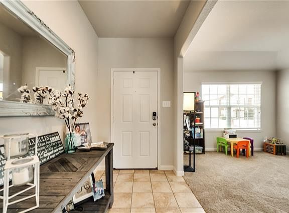 3rd image of 2131 Candace Dr