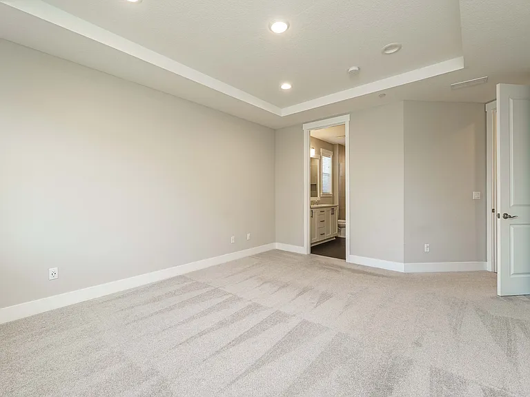 8989 N Kale Cir — Photo 27