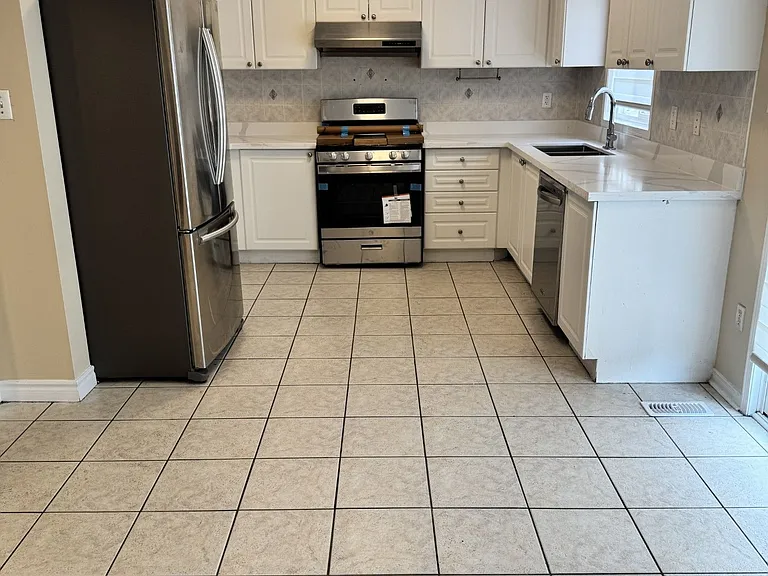 474 Denyes Way #UPPER — Photo 5