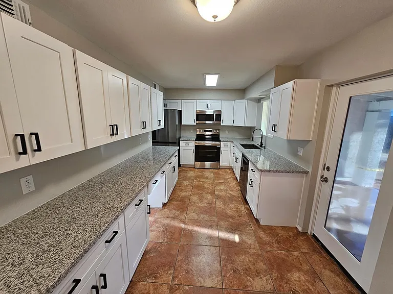 8702 W Pinnacle Peak Rd — Photo 5