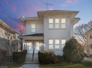 941 North Ave, Waukegan, IL 60085