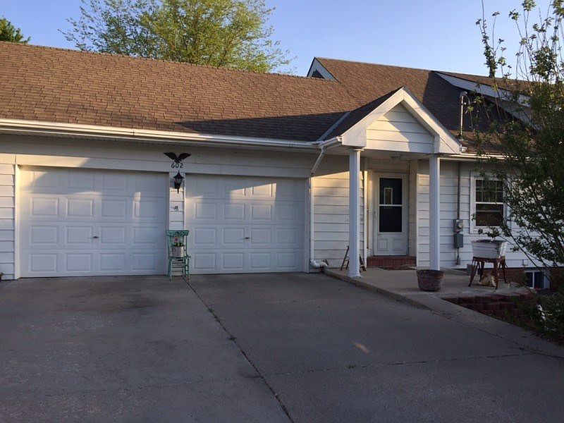 2nd image of 602 S Nebraska St