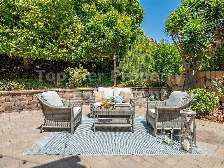 1568 Mallorca Dr — Photo 35