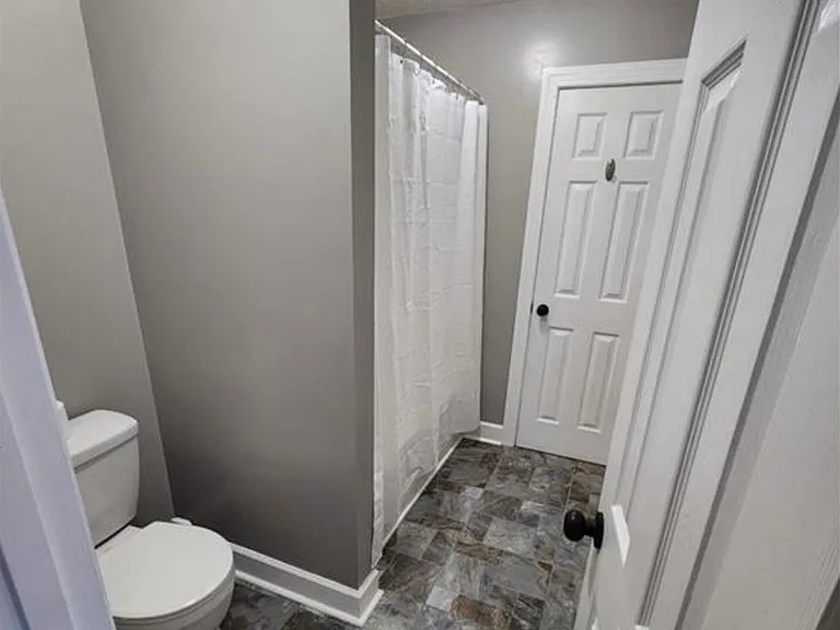 23 Crossing Dr — Photo 5