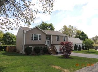 99 Pocasset Ave, Worcester, MA 01606