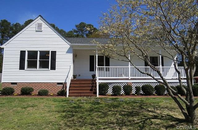 1st image of 25604 Walkers Landing Ct