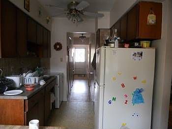 4th image of 2926 Milton Pl