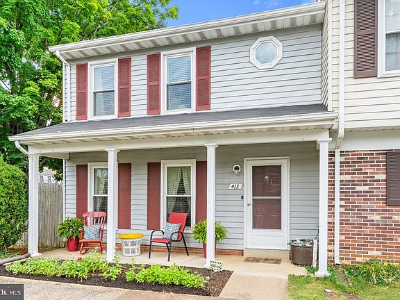 2nd image of 413 Forest Ct