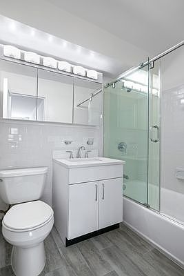 5th image of 405 E 56th St APT 12a