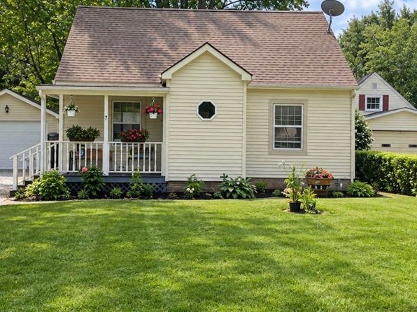 863 Conant Ct