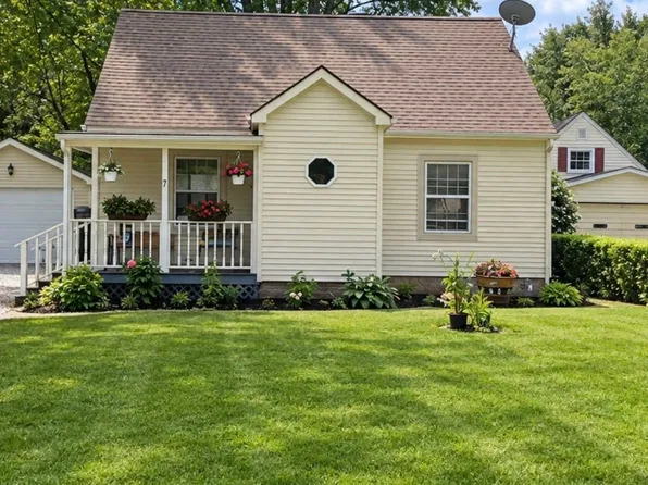 863 Conant Ct, Ravenna, OH 44266