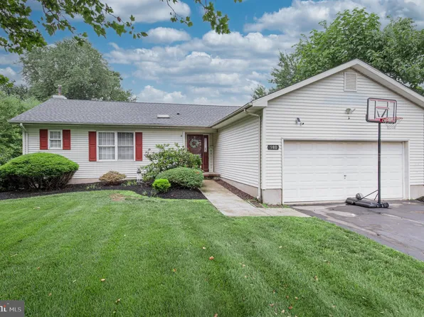 980 Whitehorse Ham Sq Rd, Trenton, NJ 08610