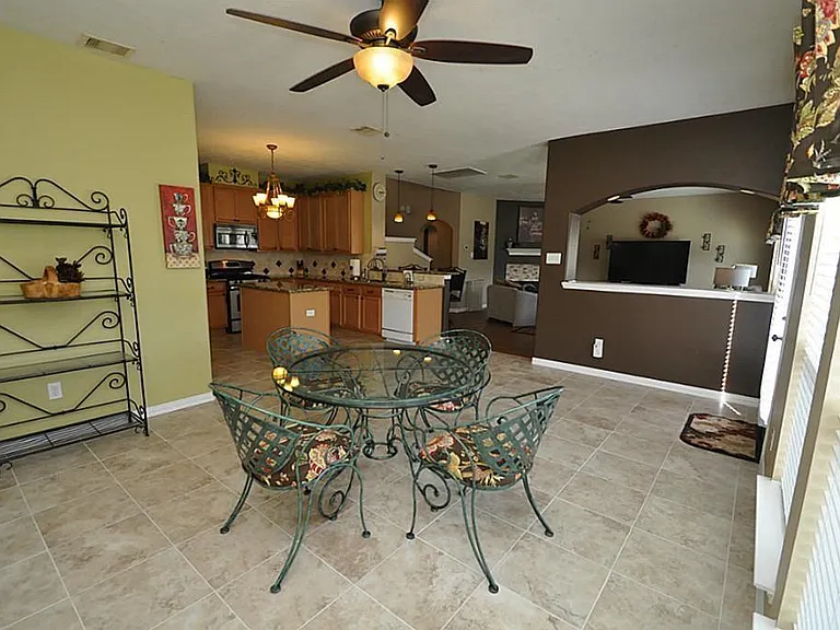 2931 Silver Landing Ln — Photo 10