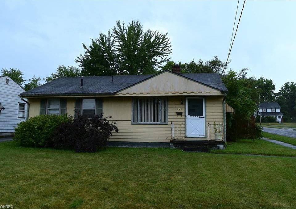 1st image of 701 La Clede Ct