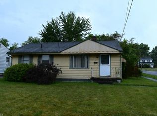 701 La Clede Ct, Youngstown, OH