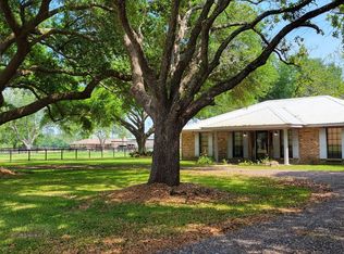 1821 Gendarme Rd, Carencro, LA 70520