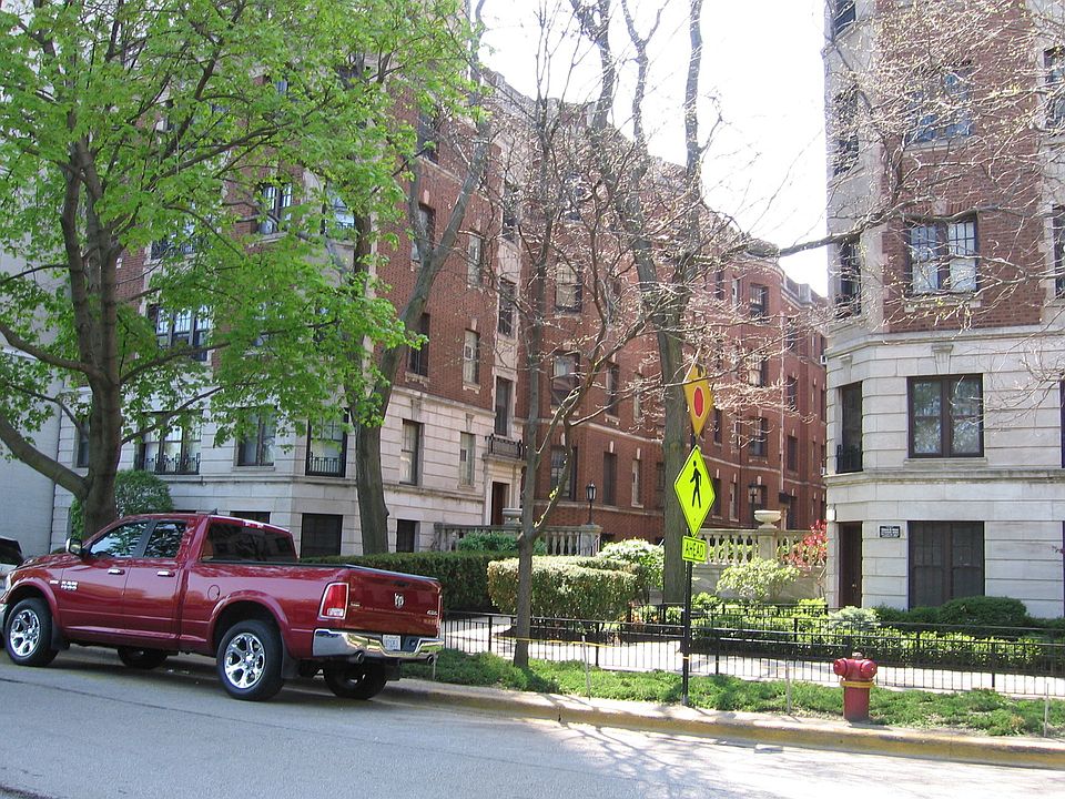 1st image of 2326 N Lincoln Park W APT 2C