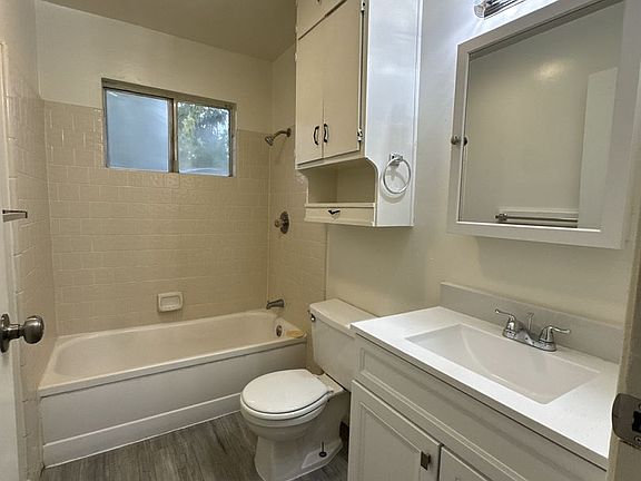 3rd image of 397-403 S Valencia Blvd #399