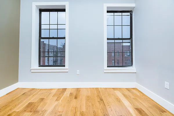 Rented by Nooklyn NYC LLC | media 56