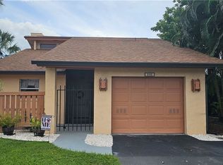 6443 Royal Woods Dr, Fort Myers, FL 33908
